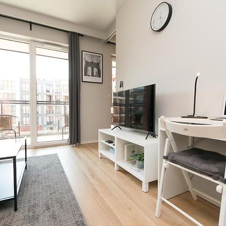 Main Trainstation One Bedroom Ac P4You Pl كراكوفيا المظهر الخارجي الصورة