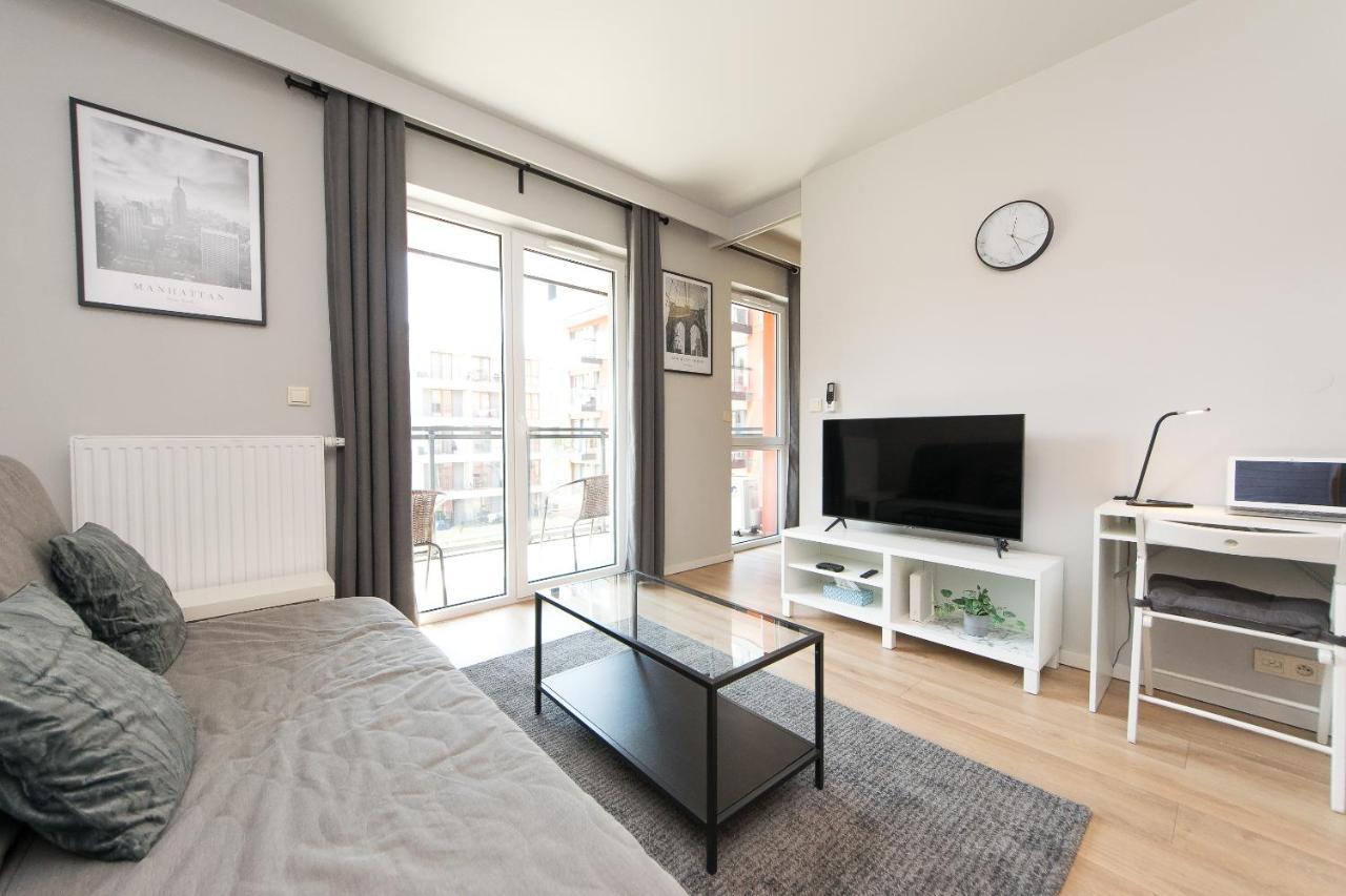 Main Trainstation One Bedroom Ac P4You Pl كراكوفيا المظهر الخارجي الصورة