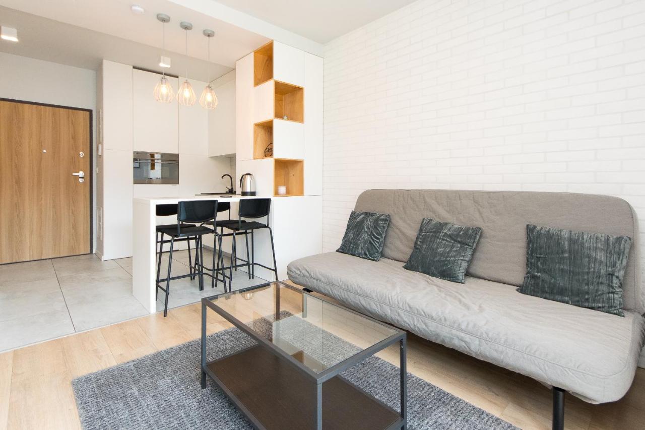 Main Trainstation One Bedroom Ac P4You Pl كراكوفيا المظهر الخارجي الصورة