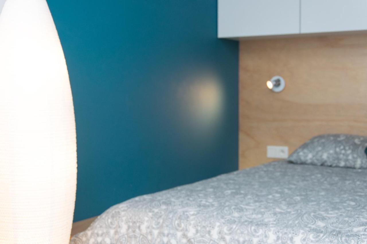 Main Trainstation One Bedroom Ac P4You Pl كراكوفيا المظهر الخارجي الصورة